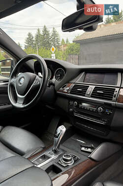Позашляховик / Кросовер BMW X6 2010 в 