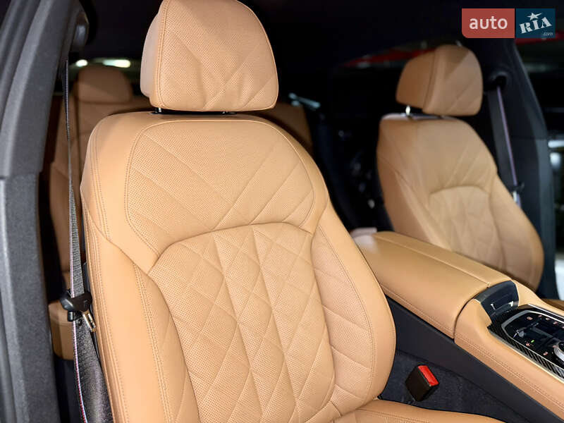 Внедорожник / Кроссовер BMW X6 2023 в Киеве