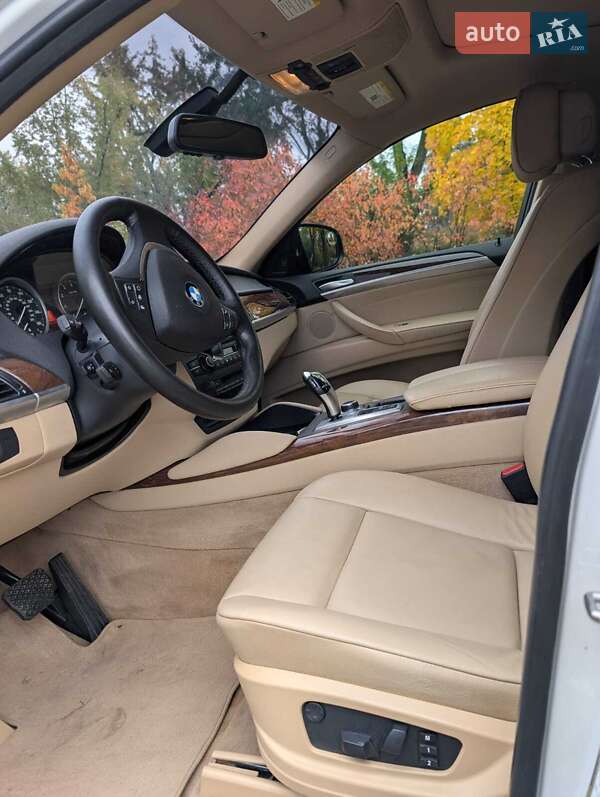 Позашляховик / Кросовер BMW X6 2012 в Києві