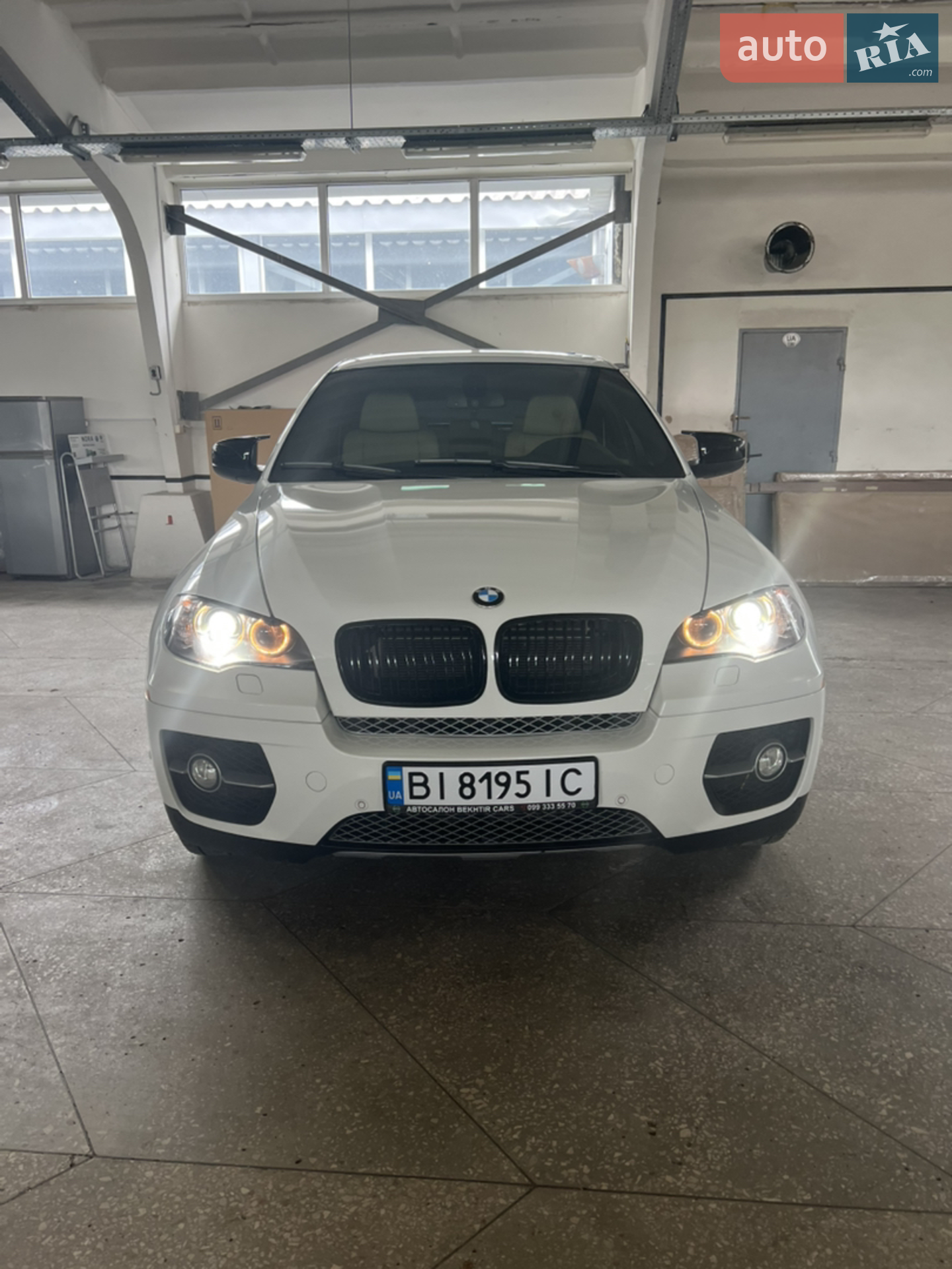 2010 BMW X6 - фото 1