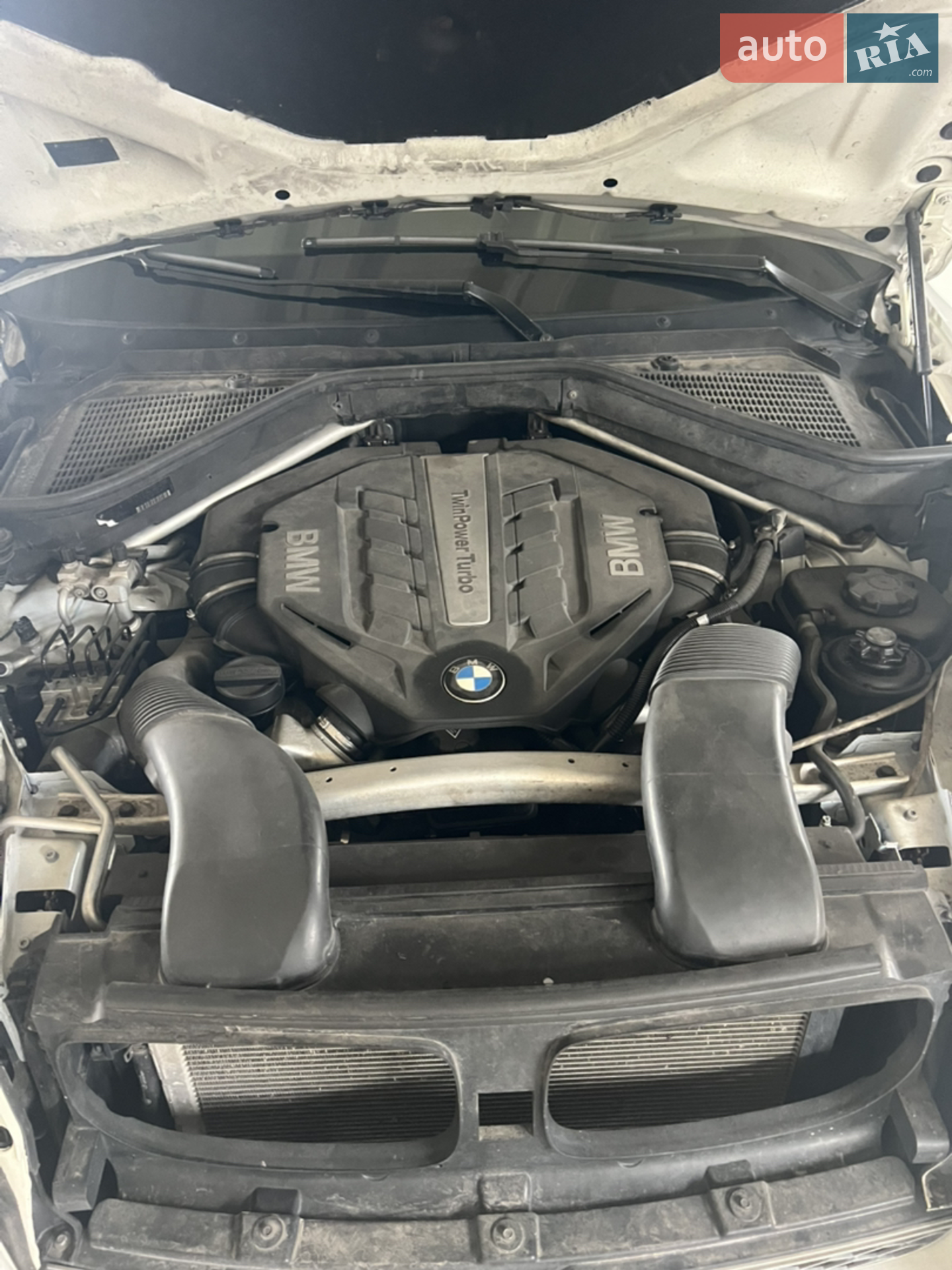 2010 BMW X6 - мініатюра 29