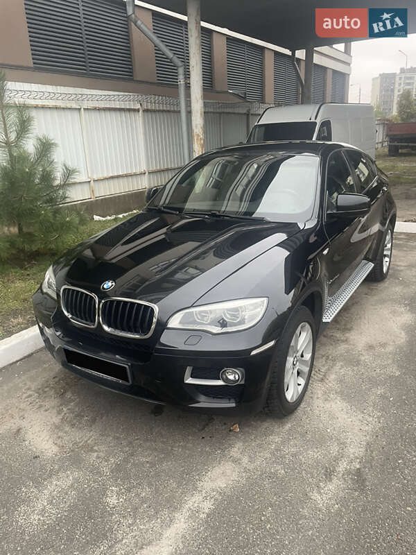 Внедорожник / Кроссовер BMW X6 2013 в Киеве