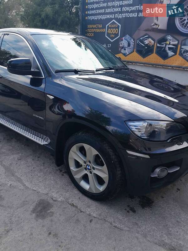 Внедорожник / Кроссовер BMW X6 2011 в Запорожье