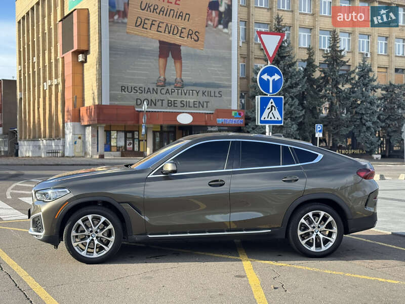 Внедорожник / Кроссовер BMW X6 2021 в Ужгороде