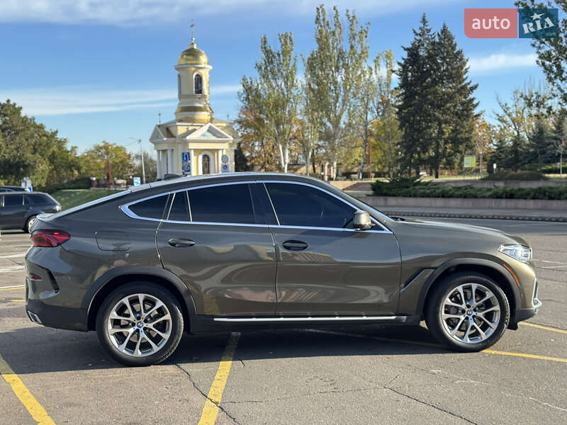 Внедорожник / Кроссовер BMW X6 2021 в Ужгороде