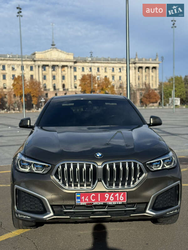 Внедорожник / Кроссовер BMW X6 2021 в Ужгороде