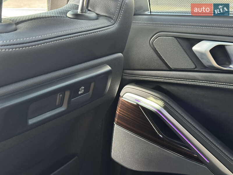 Внедорожник / Кроссовер BMW X6 2021 в Ужгороде