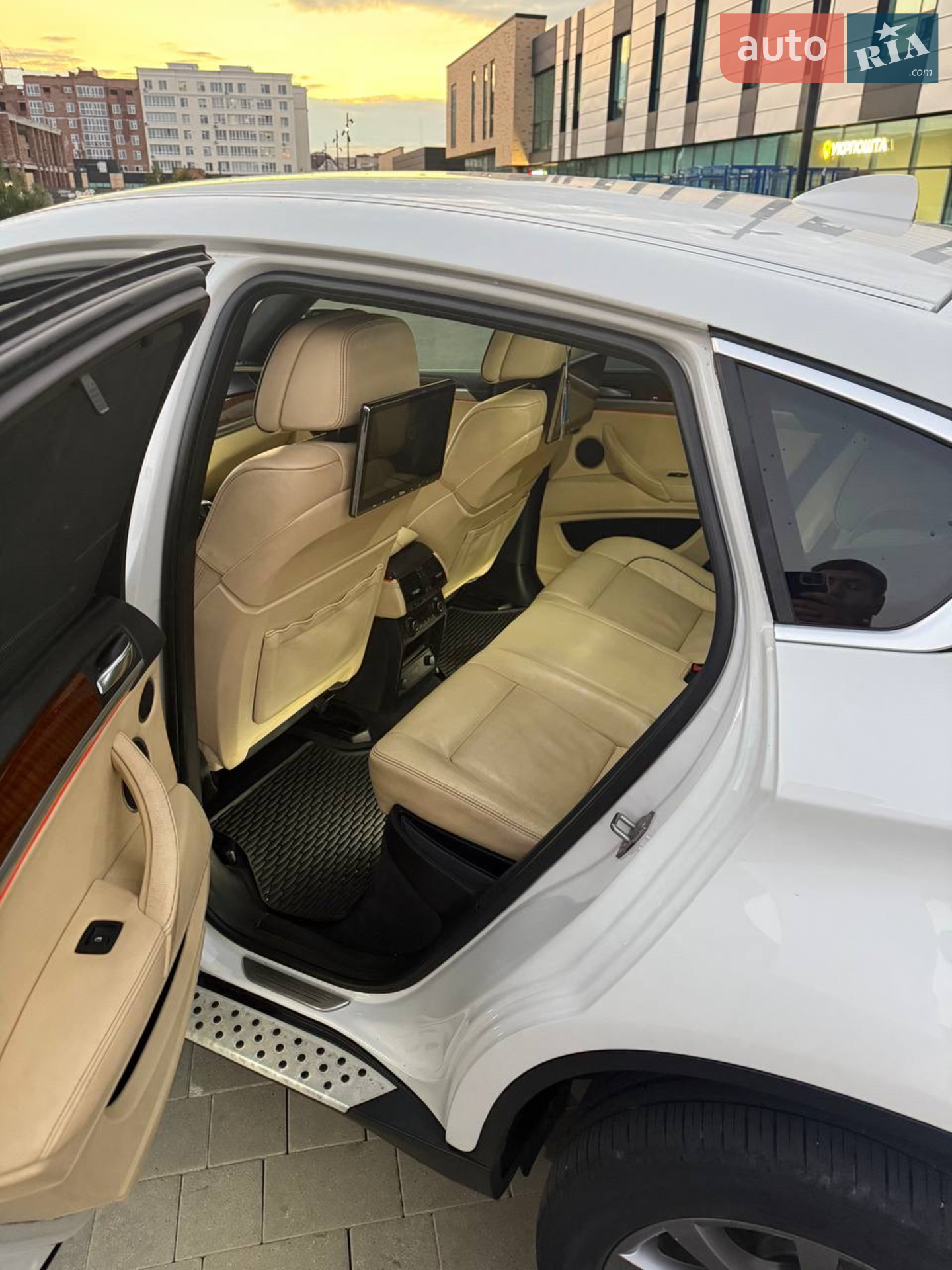 2012 BMW X6 - мініатюра 6