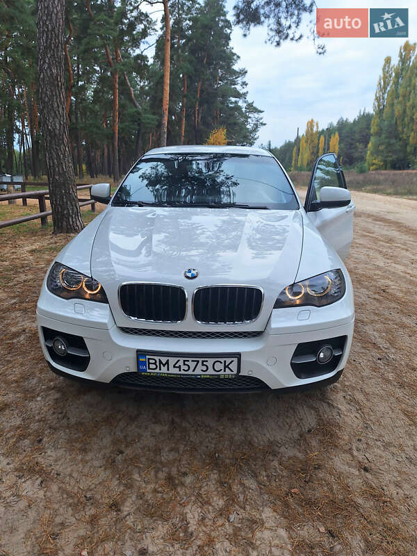 Внедорожник / Кроссовер BMW X6 2010 в Ахтырке