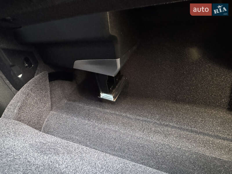 Внедорожник / Кроссовер BMW X6 2025 в Киеве фото 57 Внедорожник / Кроссовер BMW X6 2025 в Киеве