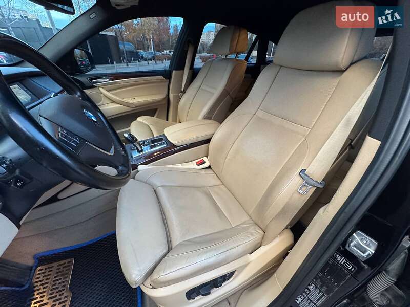 Внедорожник / Кроссовер BMW X6 2011 в Киеве
