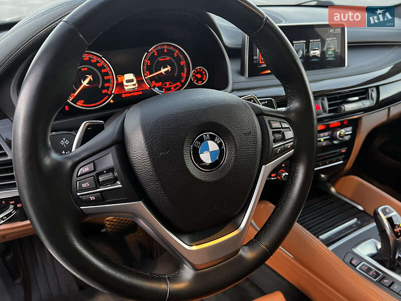 Внедорожник / Кроссовер BMW X6 2016 в Киеве