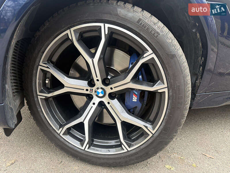 Внедорожник / Кроссовер BMW X6 2020 в Киеве