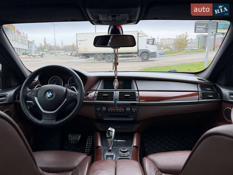 Внедорожник / Кроссовер BMW X6 2011 в Кривом Роге