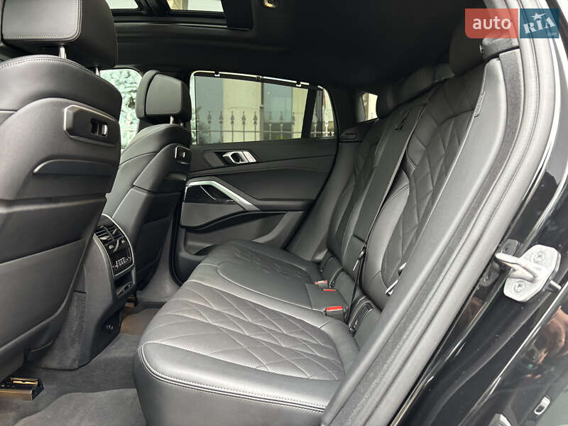 Внедорожник / Кроссовер BMW X6 2023 в Киеве