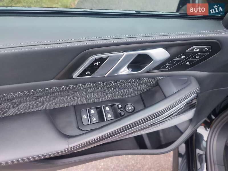 Внедорожник / Кроссовер BMW X6 2021 в Киеве