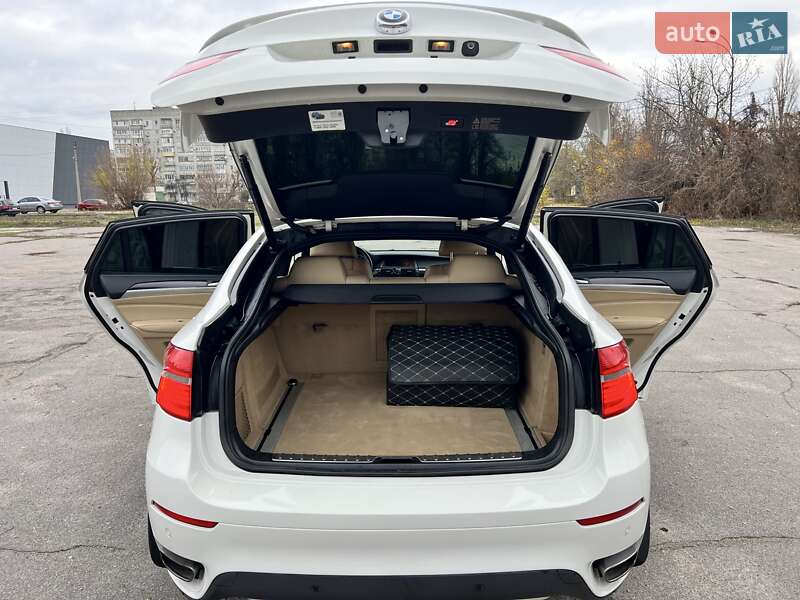 Внедорожник / Кроссовер BMW X6 2009 в Кременчуге