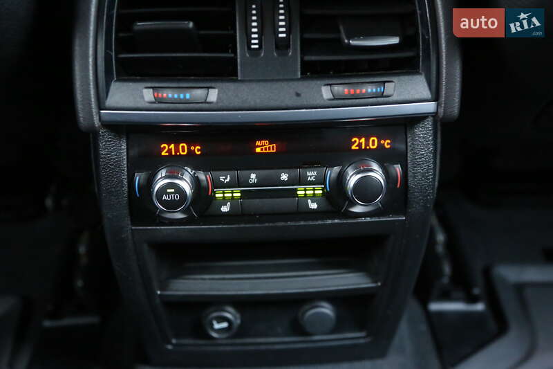 Внедорожник / Кроссовер BMW X6 2015 в Киеве фото 23 Внедорожник / Кроссовер BMW X6 2015 в Киеве