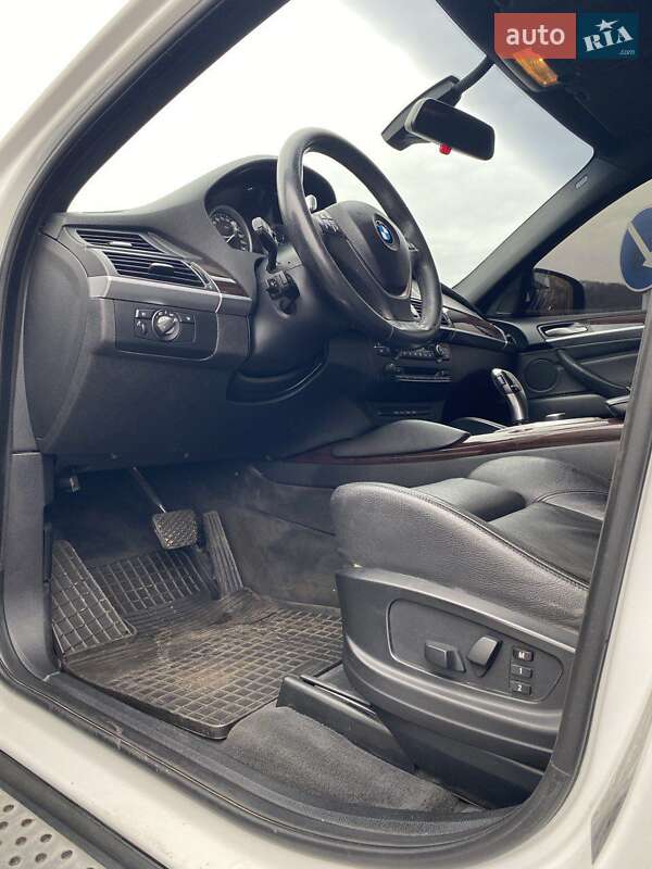 Внедорожник / Кроссовер BMW X6 2008 в Мукачево