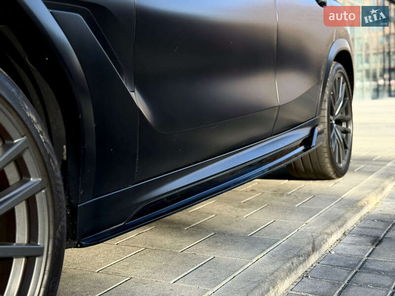 Внедорожник / Кроссовер BMW X6 2021 в Львове