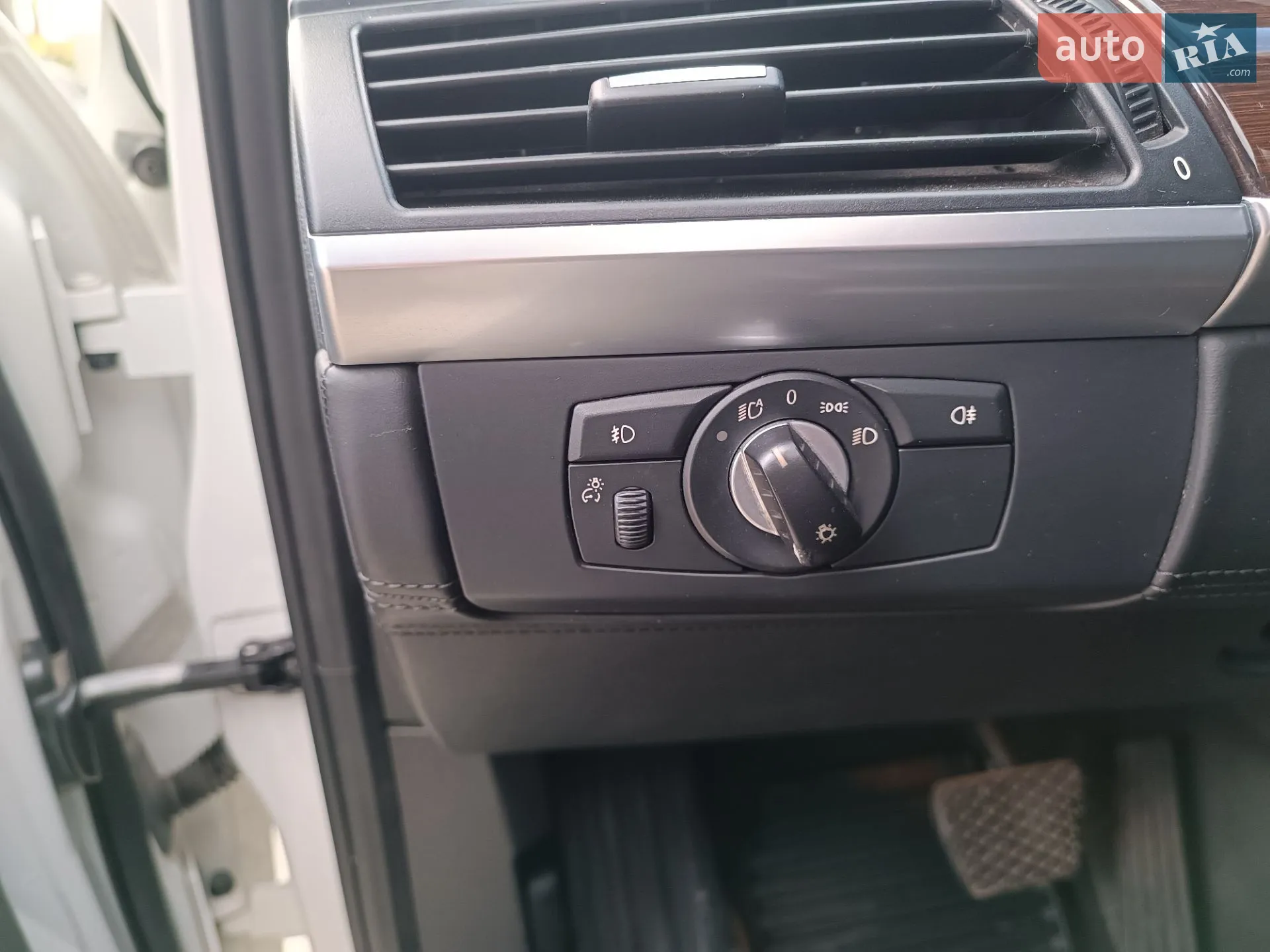 2011 BMW X6 - мініатюра 13