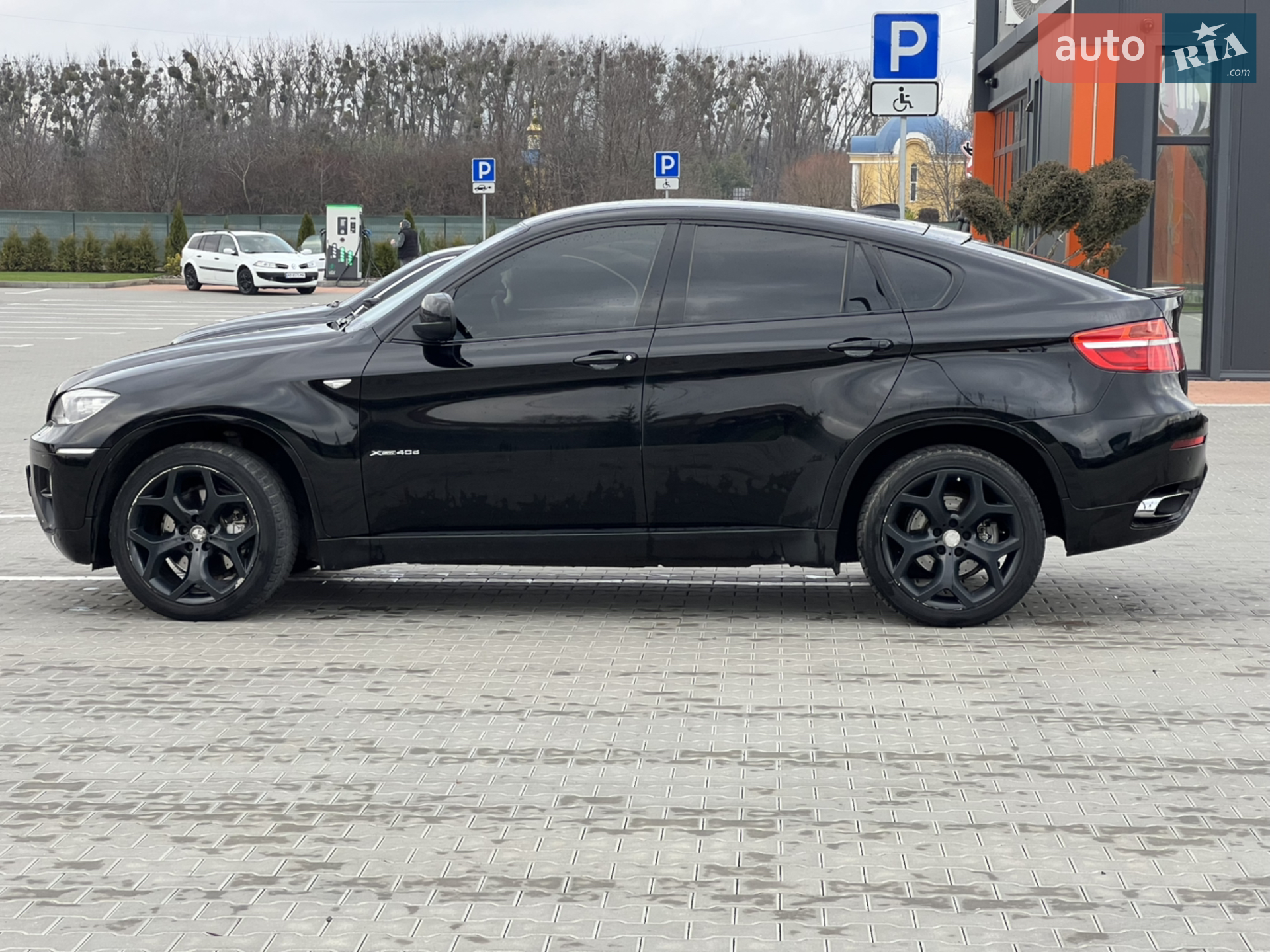 2011 BMW X6 - мініатюра 8