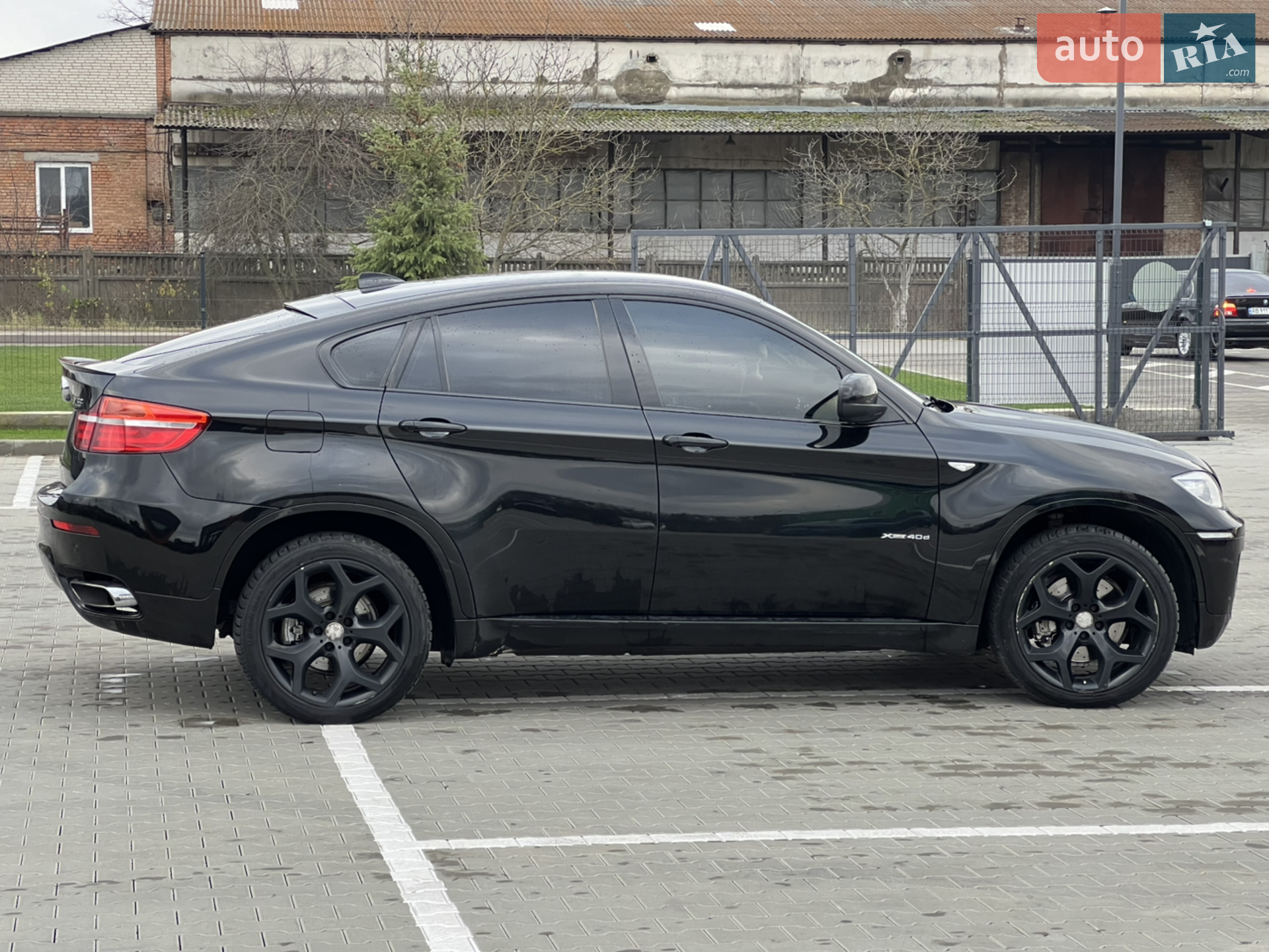 2011 BMW X6 - мініатюра 18