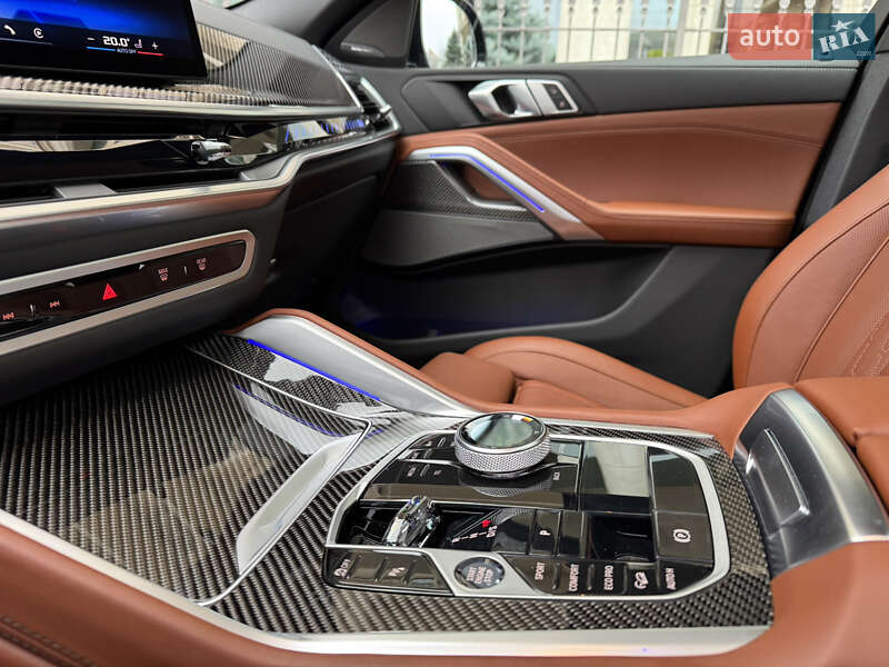 Внедорожник / Кроссовер BMW X6 2024 в Киеве