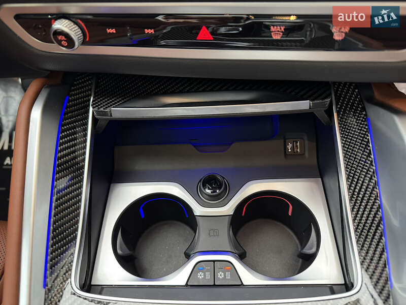 Внедорожник / Кроссовер BMW X6 2024 в Киеве