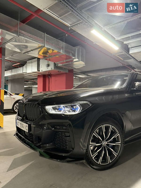 Позашляховик / Кросовер BMW X6 2022 в Івано-Франківську