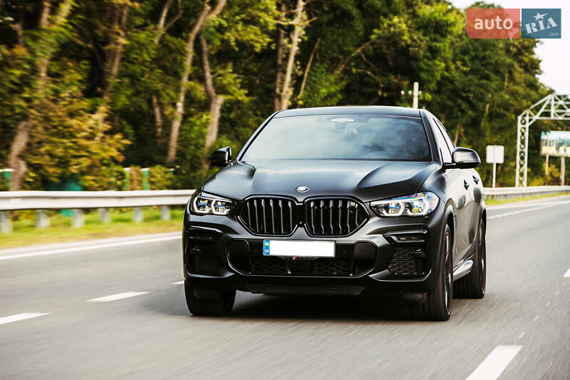 Внедорожник / Кроссовер BMW X6 2022 в Киеве