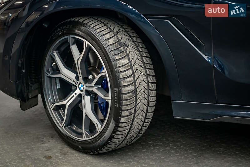 Внедорожник / Кроссовер BMW X6 2020 в Киеве