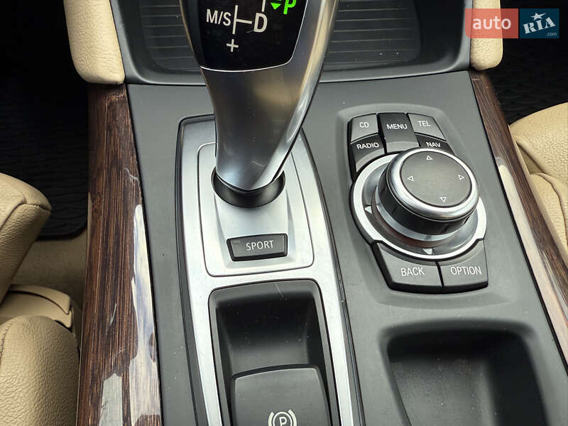 Позашляховик / Кросовер BMW X6 2013 в Харкові