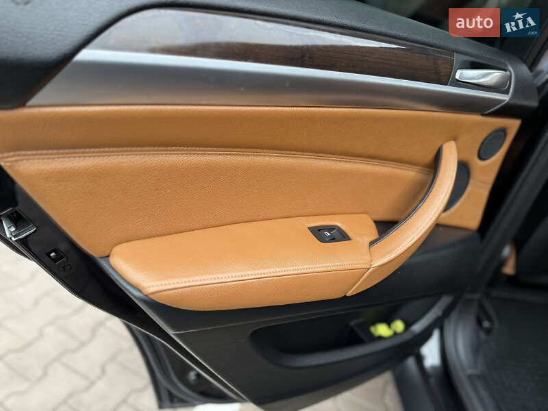 Внедорожник / Кроссовер BMW X6 2011 в Тернополе