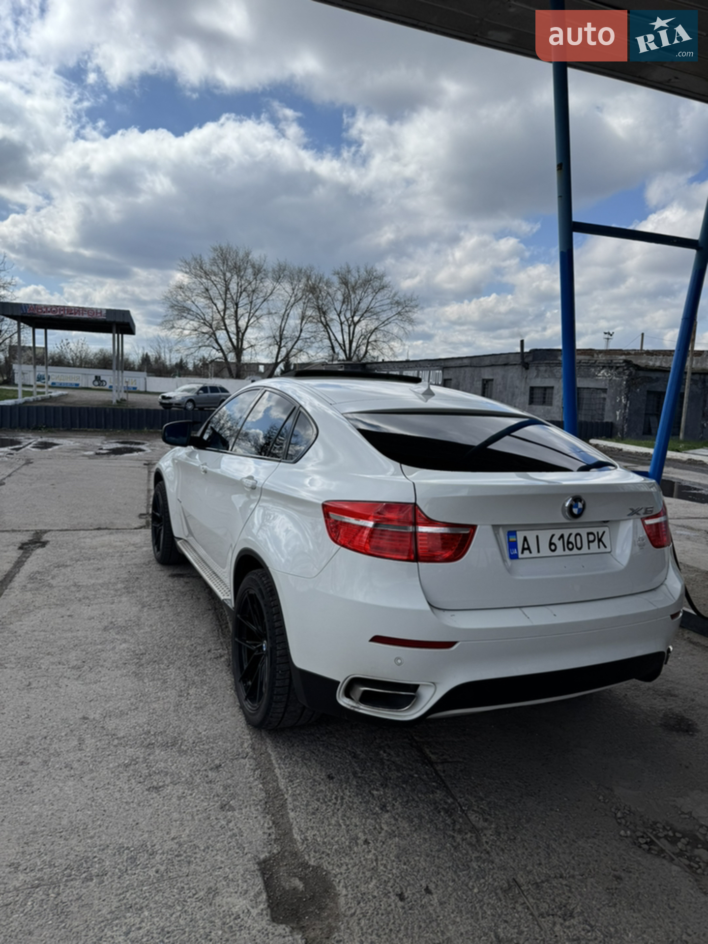 2010 BMW X6 - мініатюра 3