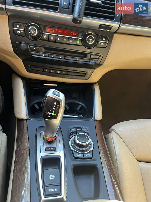 Внедорожник / Кроссовер BMW X6 2010 в Конотопе