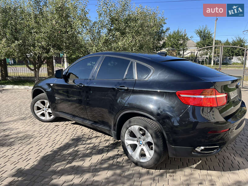 Внедорожник / Кроссовер BMW X6 2010 в Конотопе