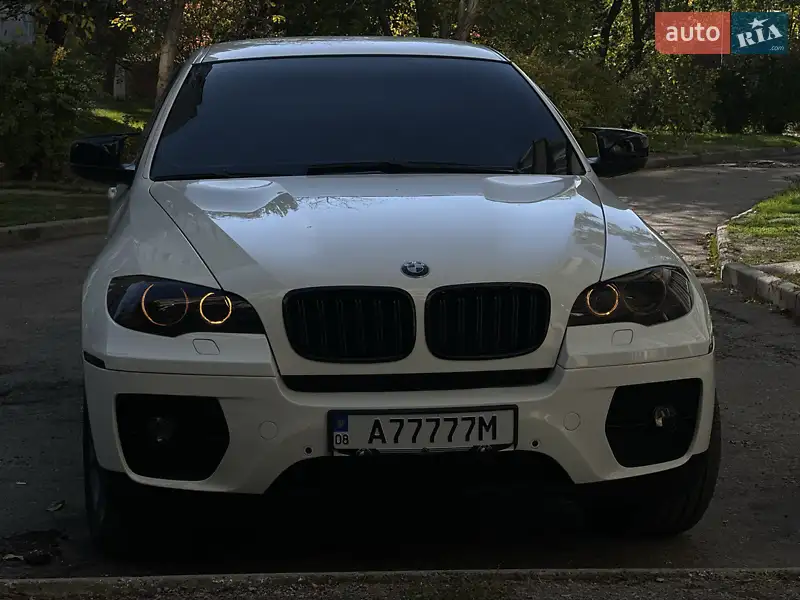 BMW X6 2011
