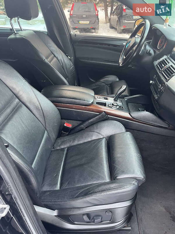 Внедорожник / Кроссовер BMW X6 2011 в Нежине