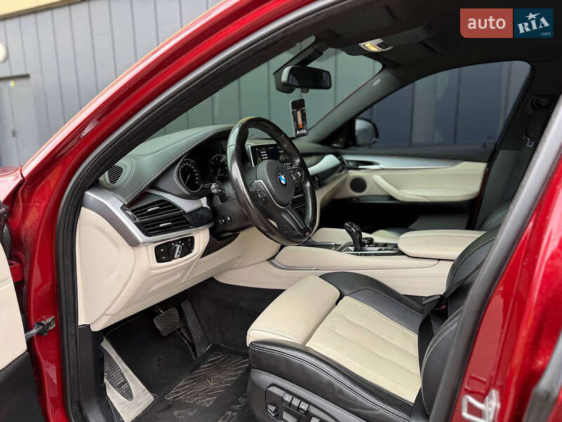 Внедорожник / Кроссовер BMW X6 2016 в Ровно