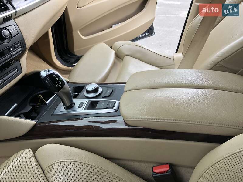 Внедорожник / Кроссовер BMW X6 2008 в Киеве