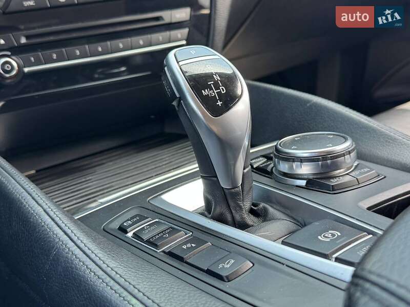 Внедорожник / Кроссовер BMW X6 2016 в Киеве