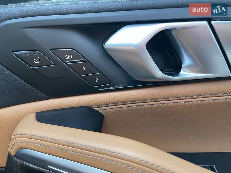 Внедорожник / Кроссовер BMW X6 2022 в Львове фото 15 Внедорожник / Кроссовер BMW X6 2022 в Львове