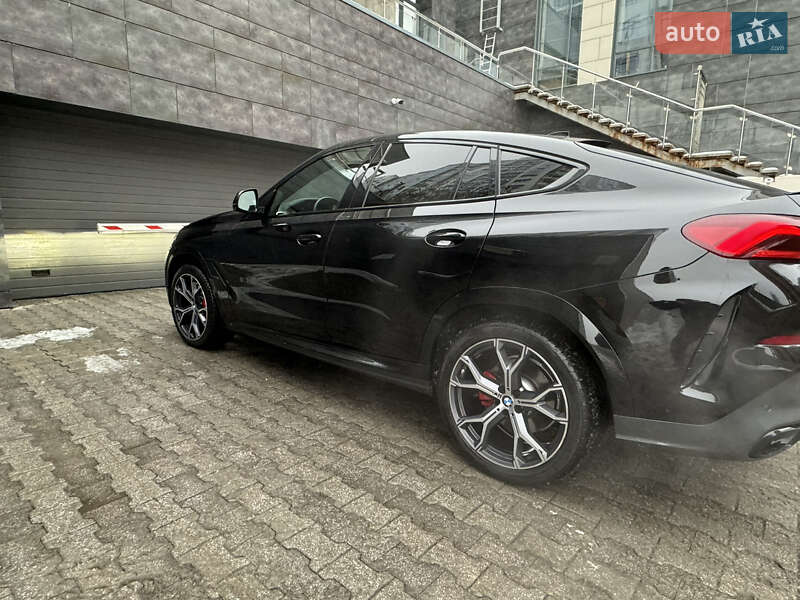 Внедорожник / Кроссовер BMW X6 2022 в Киеве