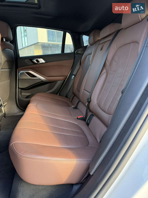 Внедорожник / Кроссовер BMW X6 2021 в Киеве