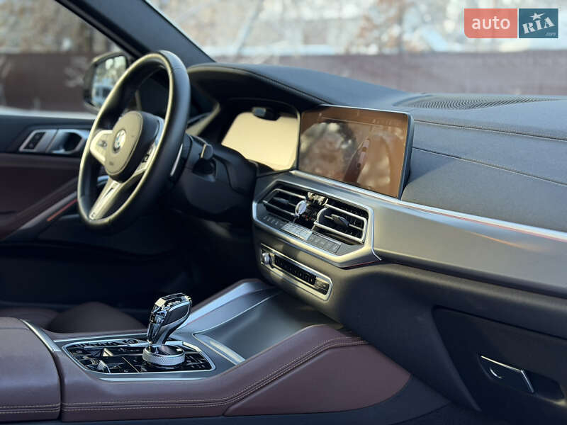 Внедорожник / Кроссовер BMW X6 2021 в Киеве