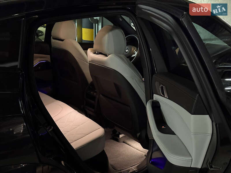 Внедорожник / Кроссовер BMW X6 2024 в Киеве