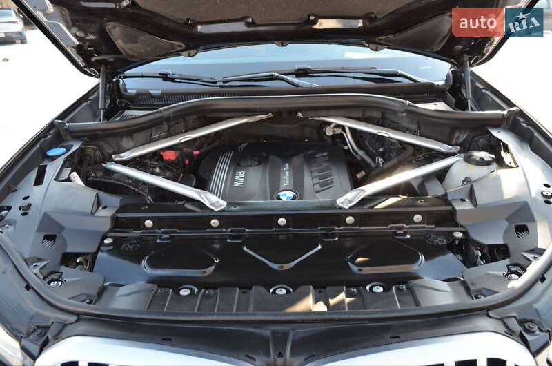 Внедорожник / Кроссовер BMW X6 2021 в Киеве