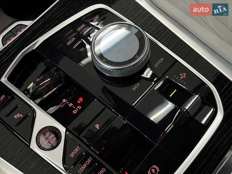 Внедорожник / Кроссовер BMW X6 2025 в Тернополе