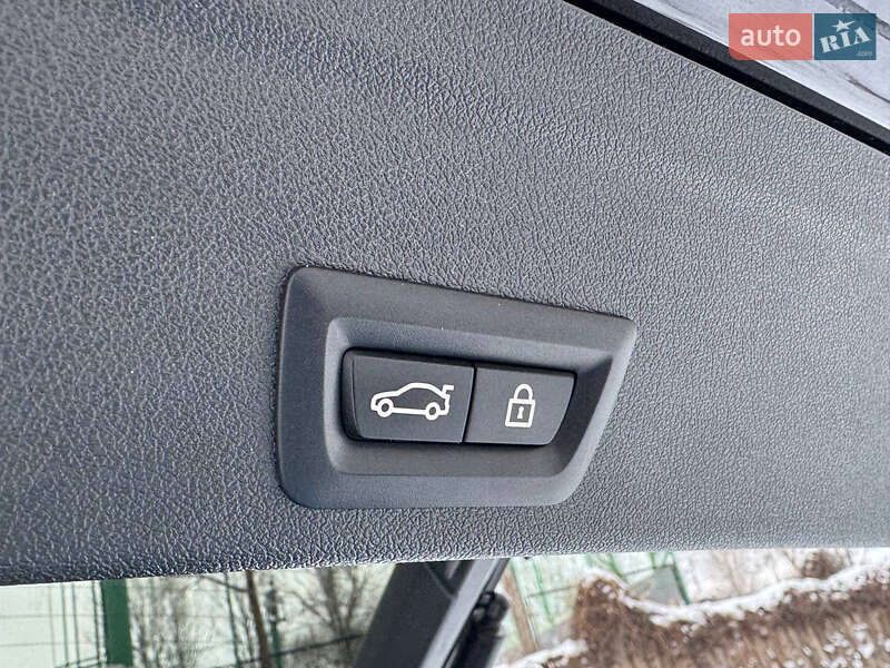 Внедорожник / Кроссовер BMW X6 2022 в Днепре